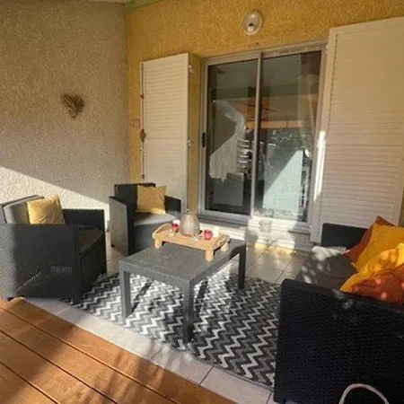Pavillon Avec Piscine A Valras-plage, Proche Et Commerces, Ideal Pour 4 Personnes - Fr-1-701-78 Apartamento