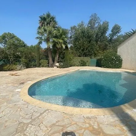 Pavillon Avec Piscine A Valras-plage, Proche Et Commerces, Ideal Pour 4 Personnes - Fr-1-701-78 * Valras-Plage